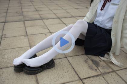 冰山美人被调教成淫妓日记 相关图片1